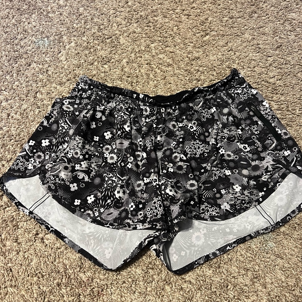 Lululemon seawheeze shorts